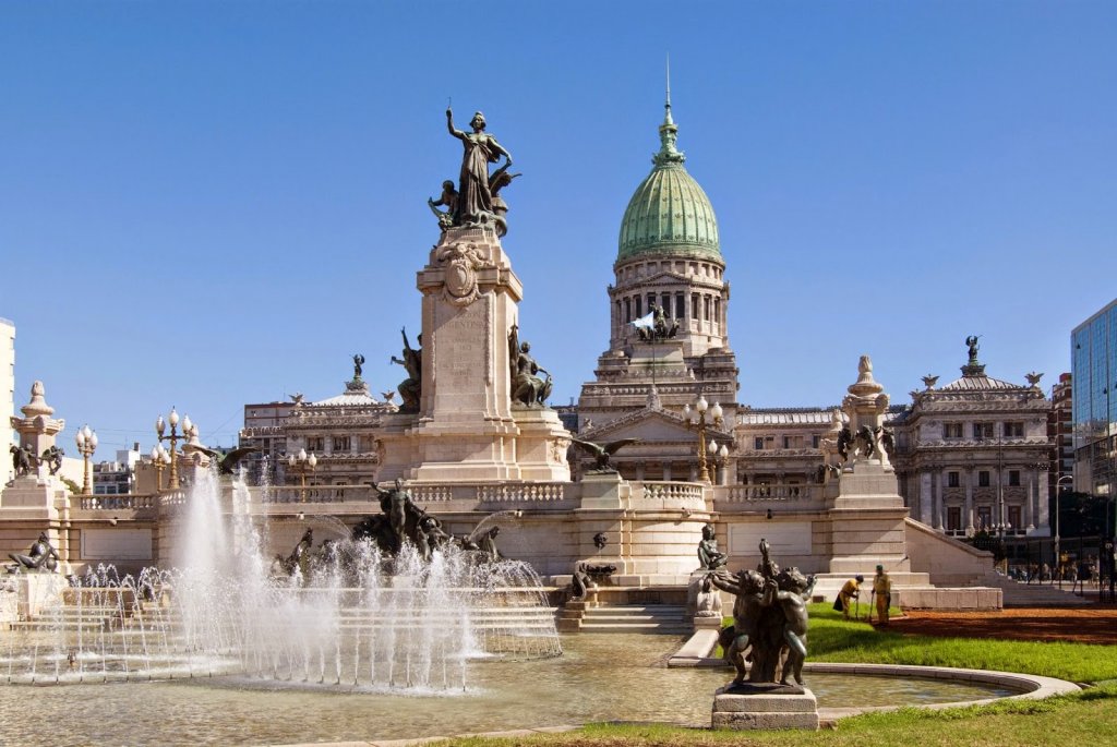 qual moeda levar para Buenos Aires