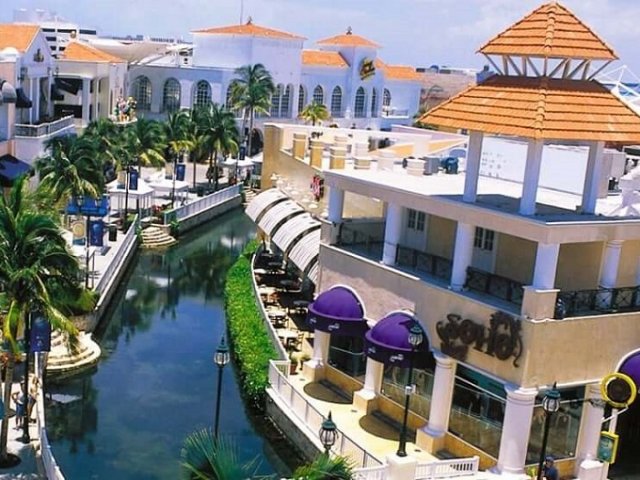 Shopping Plaza La Isla em Cancún